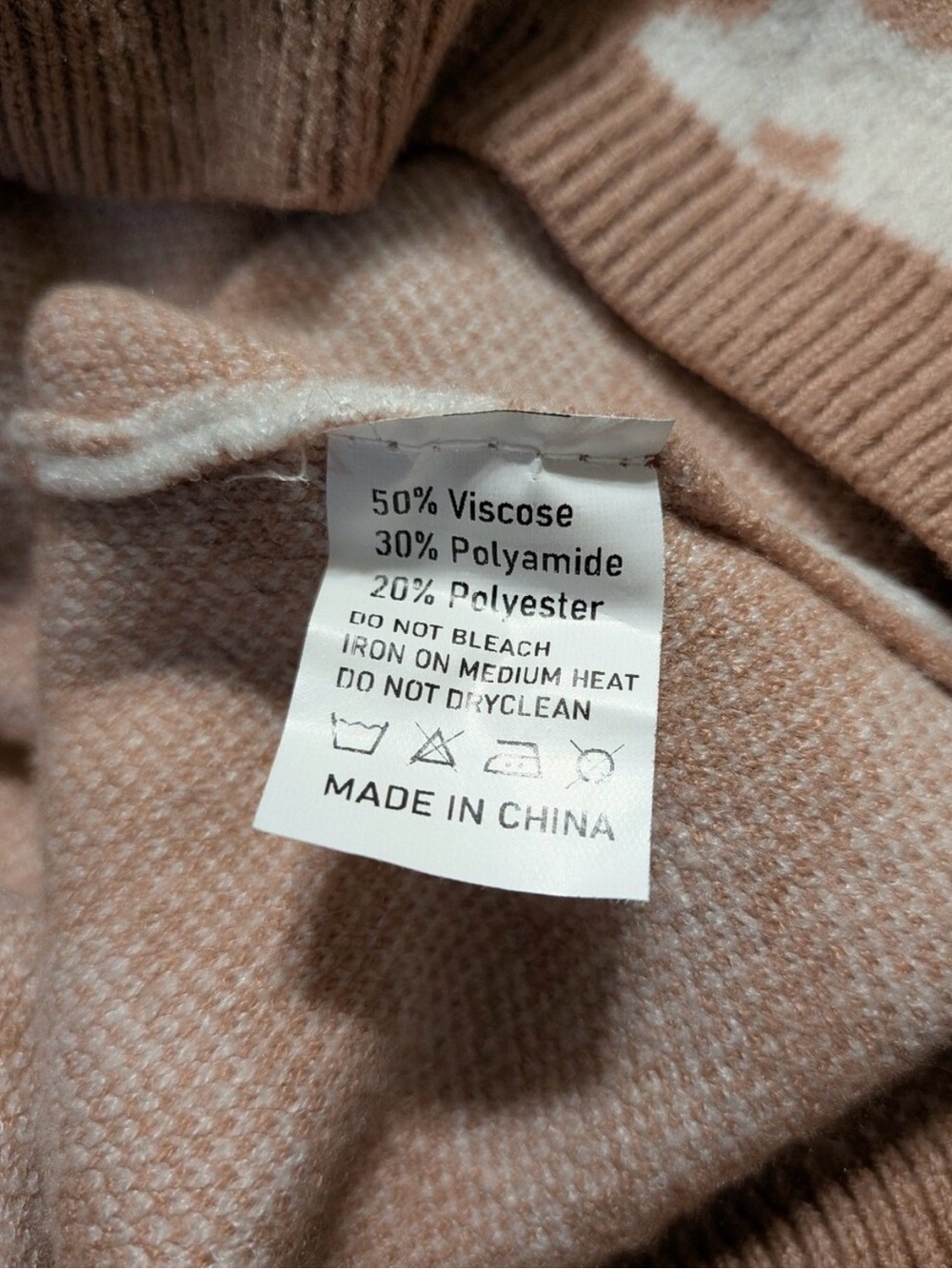 Floral Sweater Sweater in Camel and White - Picture 7 of 7